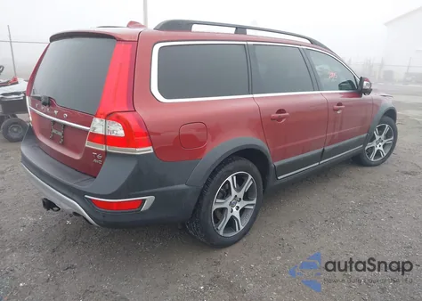 2015 Volvo Xc70 T6 z USA, uszkodzony, nr VIN YV4902NK4F1211375
